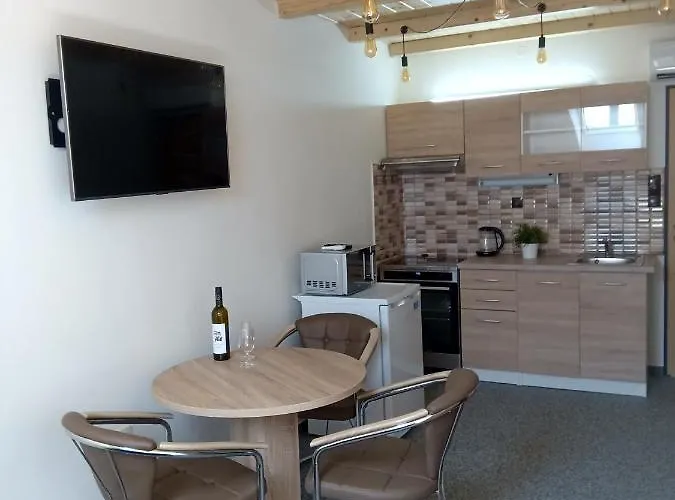 U Hradeb Апартаменты Микулов